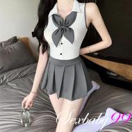 俏皮學妹 性感十字露背爆乳誘惑學生角色扮演服